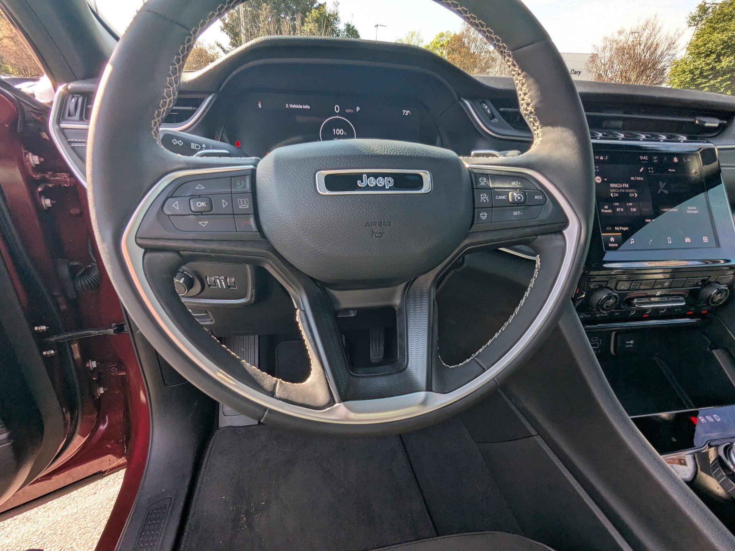 Certified 2023 Jeep Grand Cherokee Altitude image 23