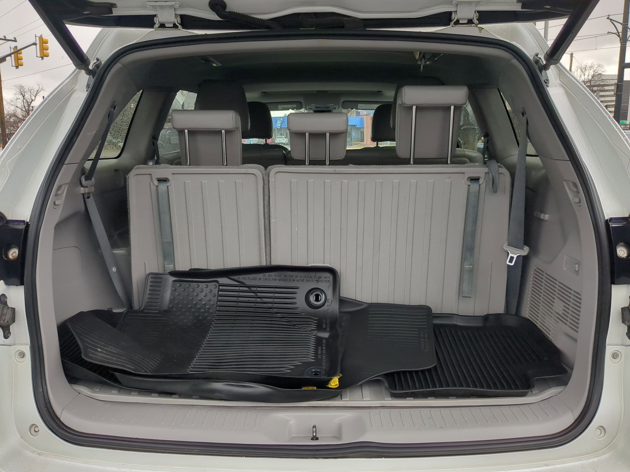 Used 2019 Toyota Highlander SE image 31