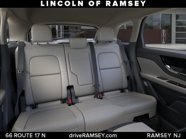 New 2026 Lincoln Corsair Premiere image 12