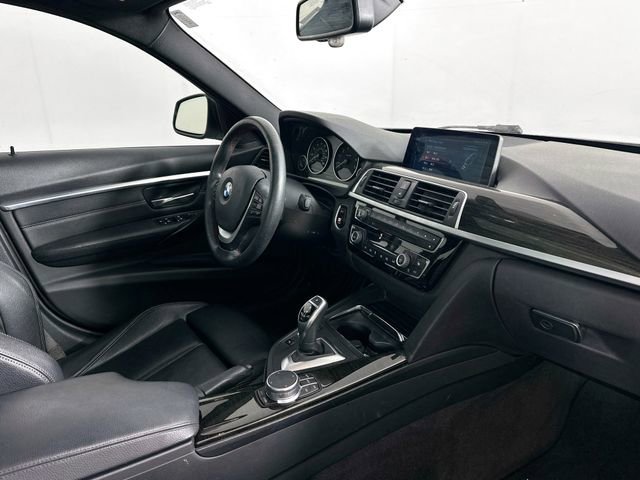 Used 2017 BMW 330i xDrive Sedan image 8