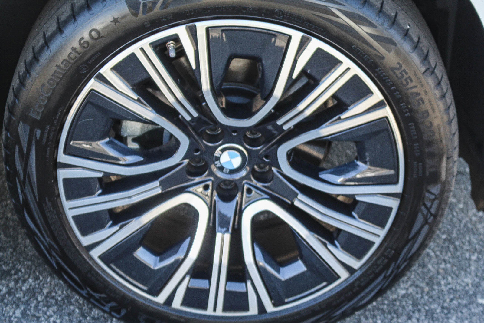 Used 2025 BMW X3 xDrive30i w/ Premium Package image 10