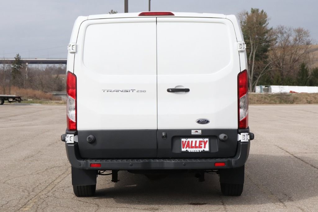 Used 2018 Ford Transit 250 148 Low Roof image 7