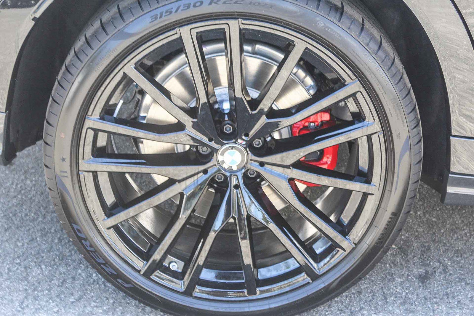 New 2026 BMW X6 M60i image 11
