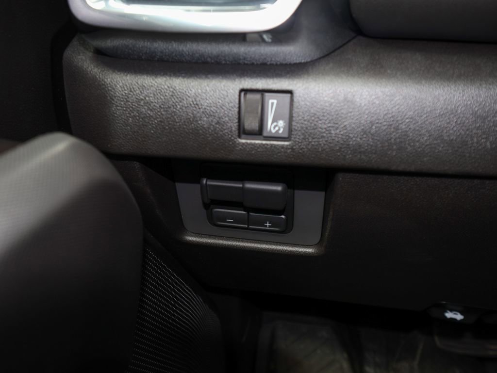 New 2026 GMC Canyon Elevation w/ Convenience Package image 24