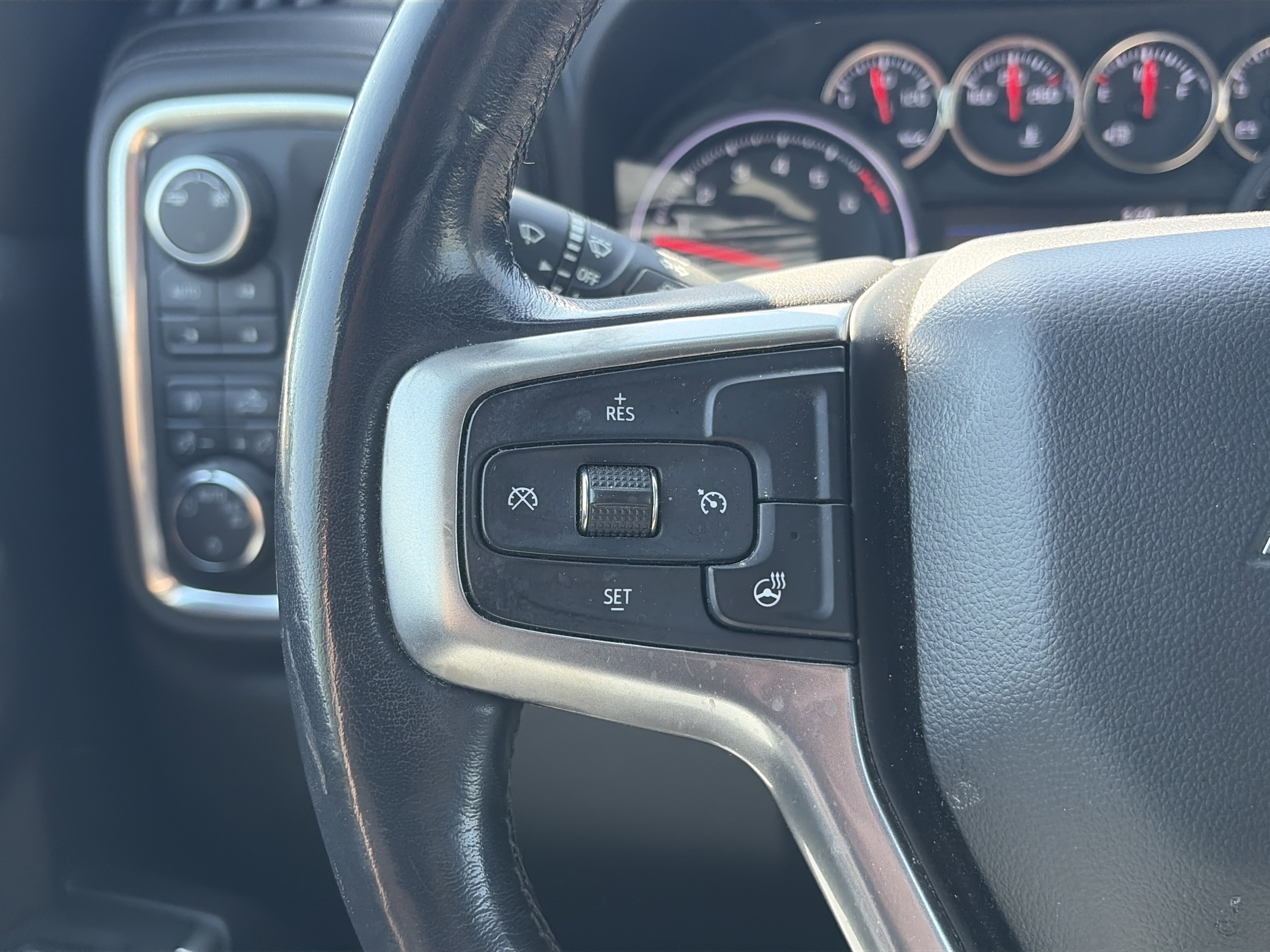 Used 2019 Chevrolet Silverado 1500 RST AWD/4WD image 21