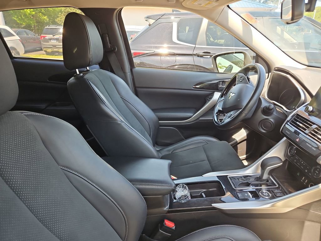 Used 2024 Mitsubishi Eclipse Cross SE AWD/4WD image 9