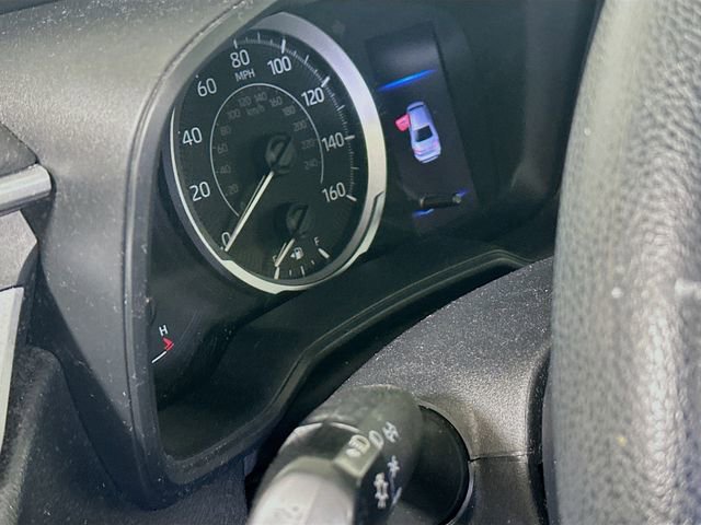 Used 2022 Toyota Corolla LE image 11
