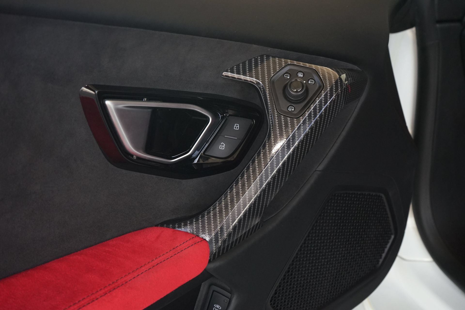 Used 2015 Lamborghini Huracan LP 610-4 AWD/4WD image 15