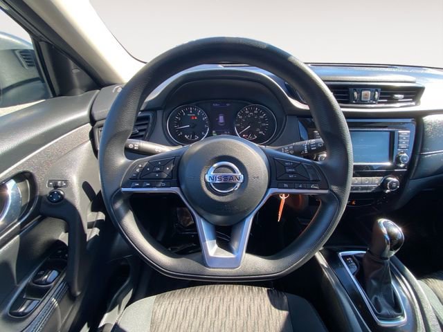 Used 2018 Nissan Rogue S image 12