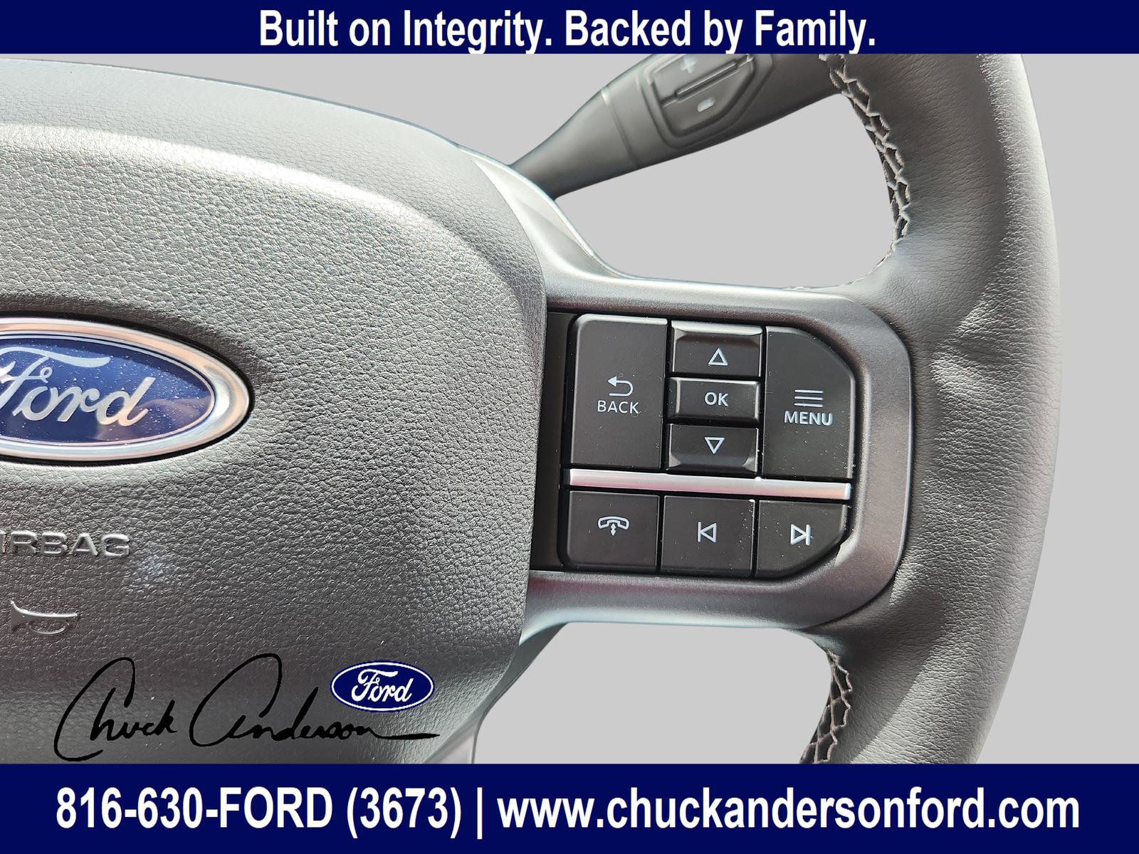 New 2025 Ford F350 Lariat w/ Black Appearance Package image 21