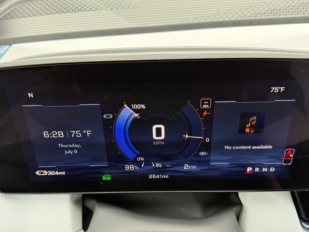 New 2026 Chevrolet Equinox EV LT AWD/4WD image 13