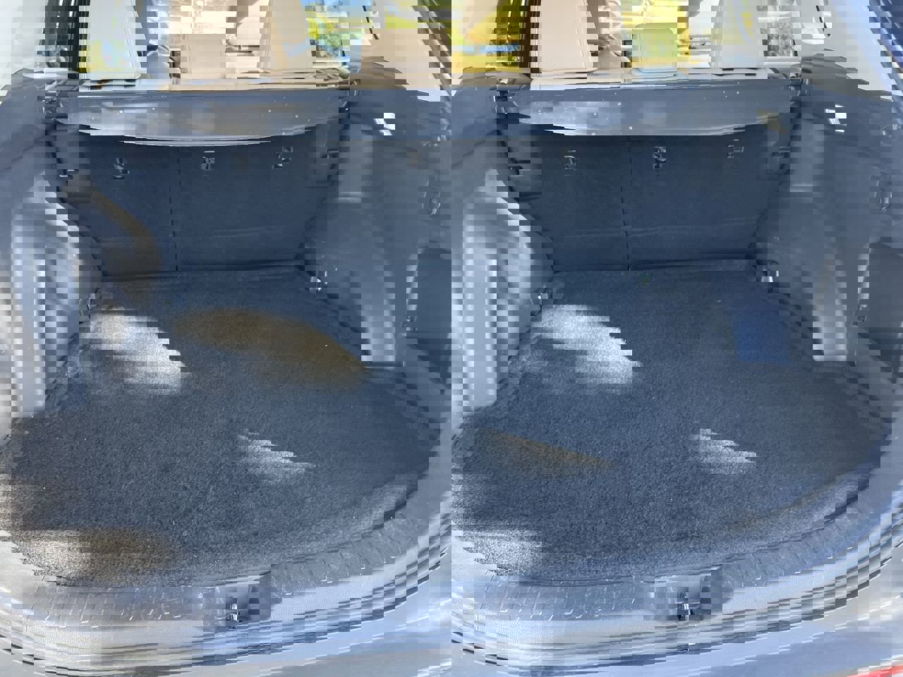 Used 2021 Toyota RAV4 XLE Premium image 33