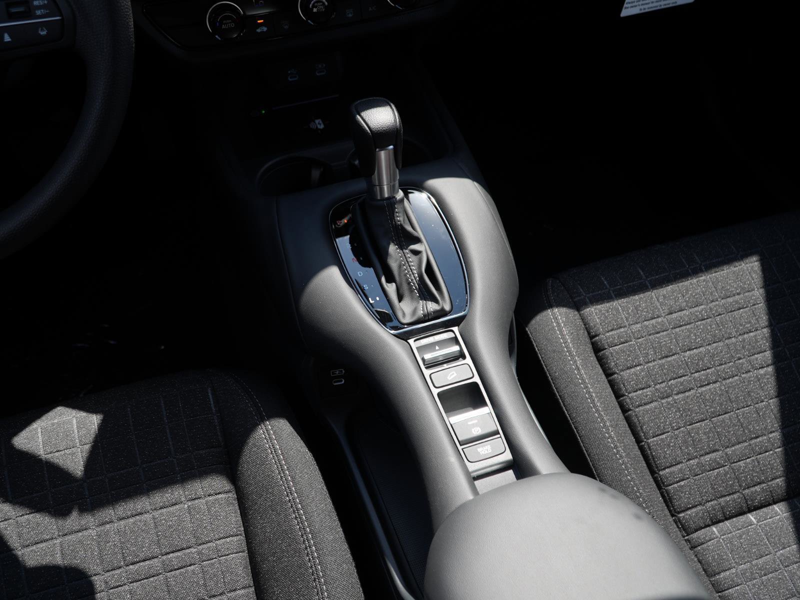 New 2026 Honda HR-V LX image 25