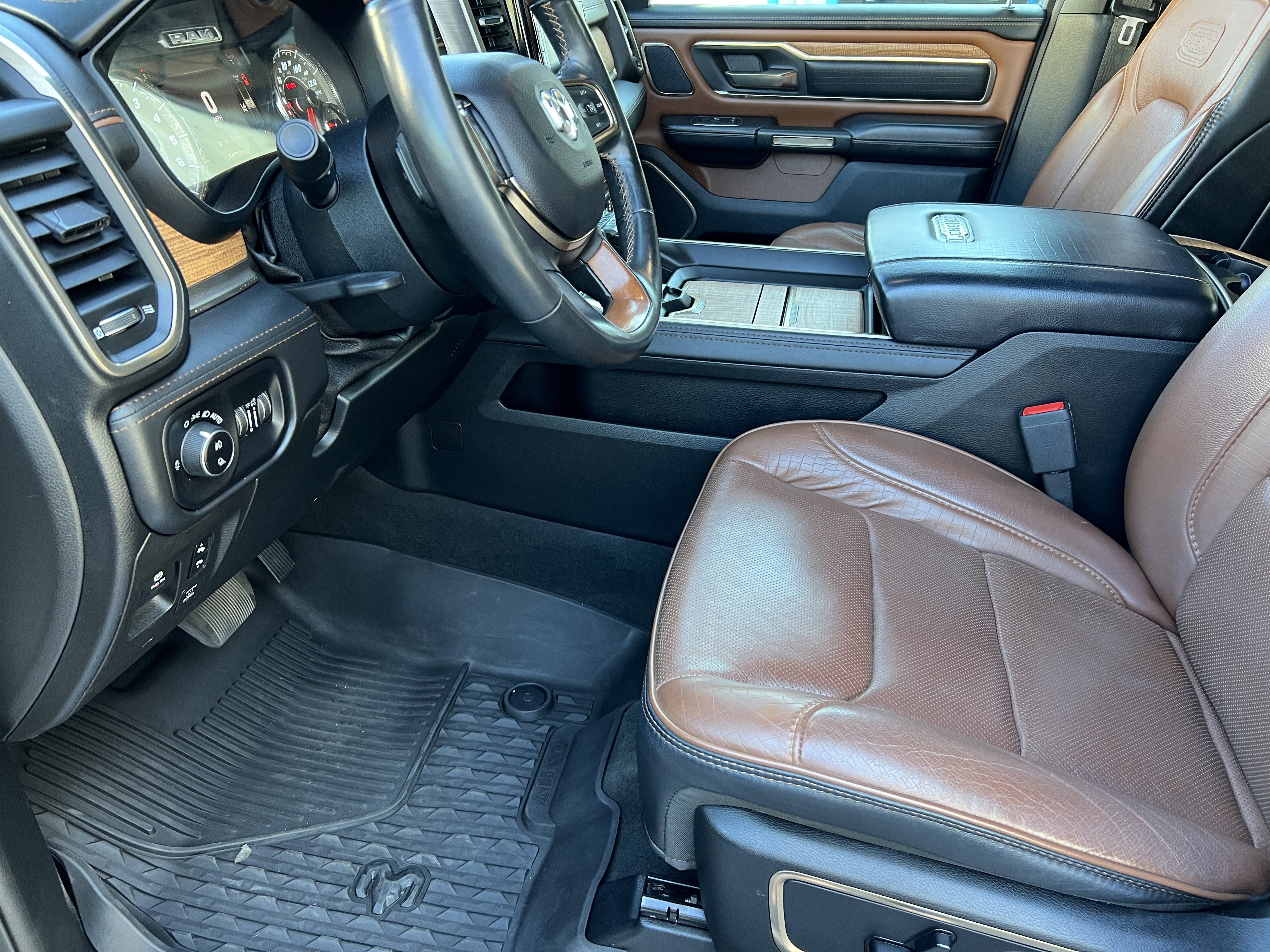 Used 2020 RAM 1500 Longhorn image 17