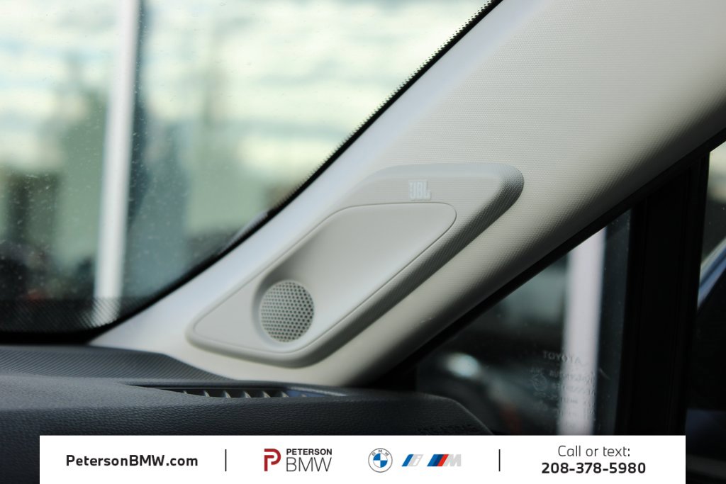 Used 2023 Toyota RAV4 XLE Premium image 30