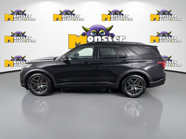 Used 2025 Ford Explorer ST AWD/4WD image 8