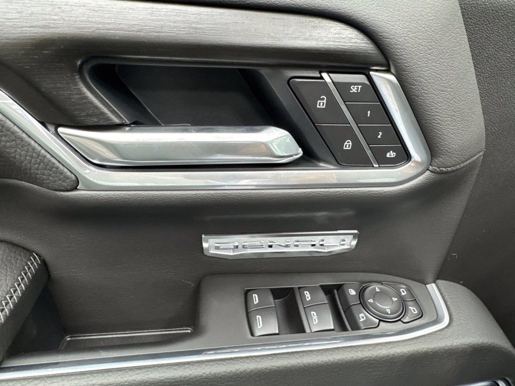 New 2026 GMC Sierra 1500 Denali w/ Technology Package AWD/4WD image 7
