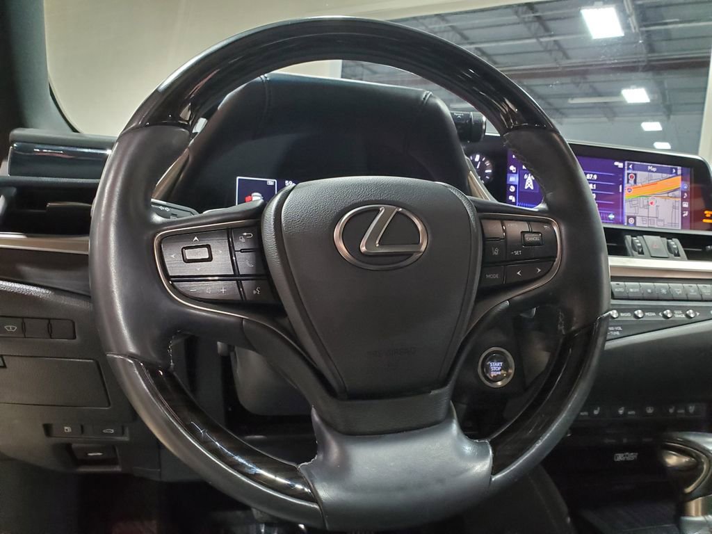 Used 2021 Lexus ES 350 Ultra Luxury w/ Accessory Package 2 image 29
