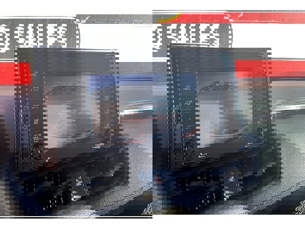 Used 2021 Toyota RAV4 XLE w/ Convenience Package image 24