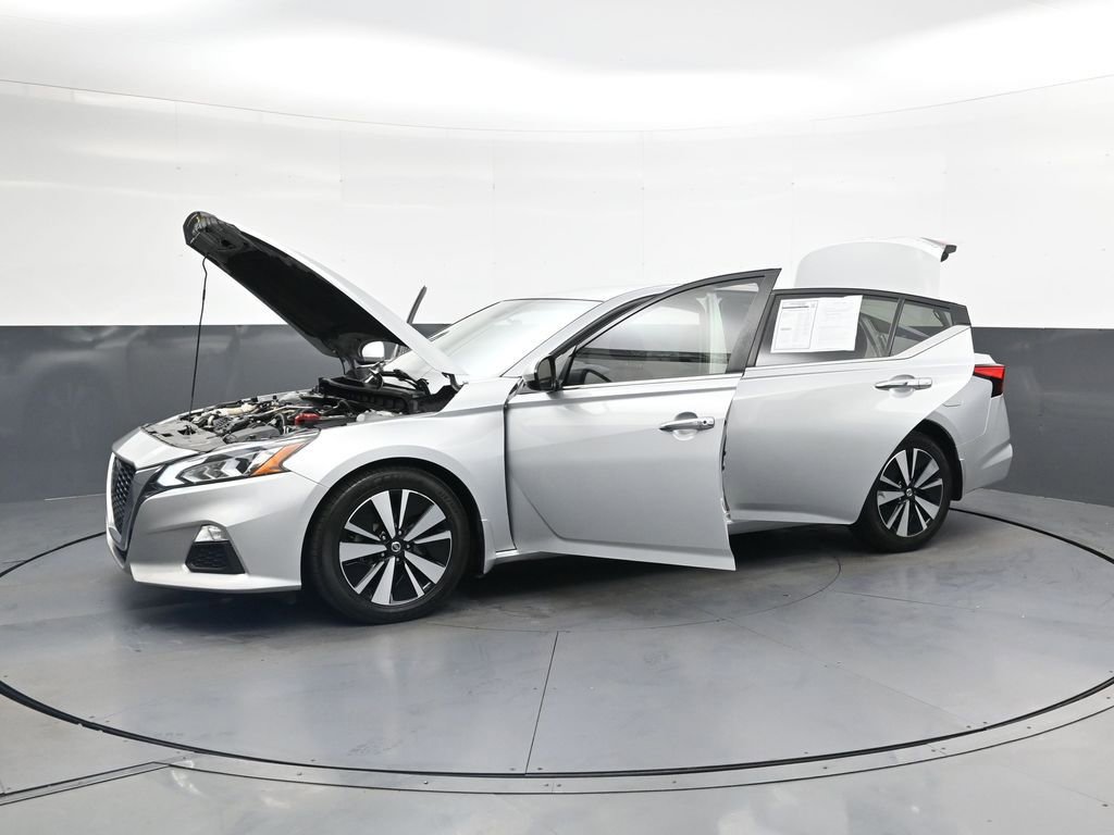 Used 2022 Nissan Altima 2.5 SV FWD image 46