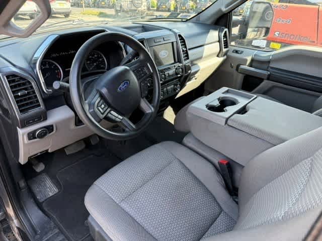 Used 2021 Ford F250 XLT w/ XLT Premium Package AWD/4WD image 6