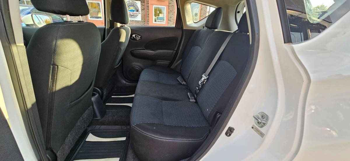 Used 2015 Nissan Versa Note SV FWD image 8
