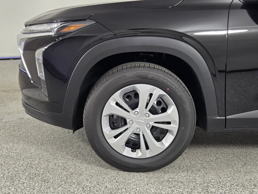 New 2026 Chevrolet Trax LS w/ Driver Confidence Package FWD image 8