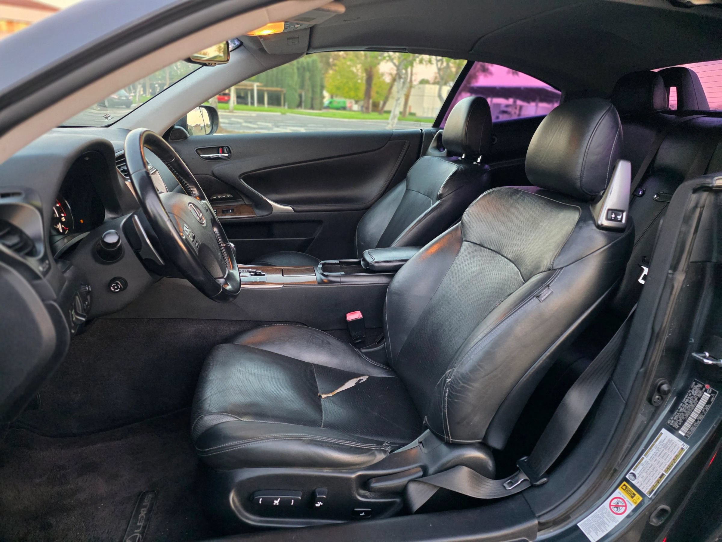 Used 2010 Lexus IS 350C RWD image 15
