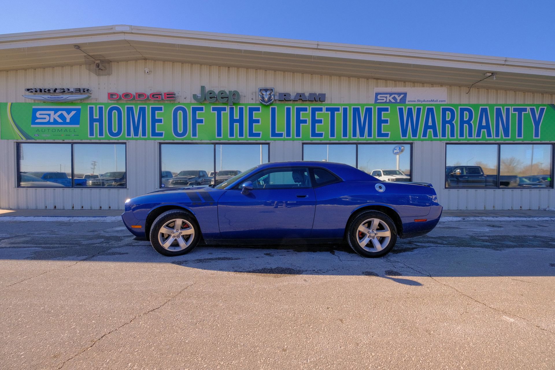 Used 2009 Dodge Challenger R/T image 3