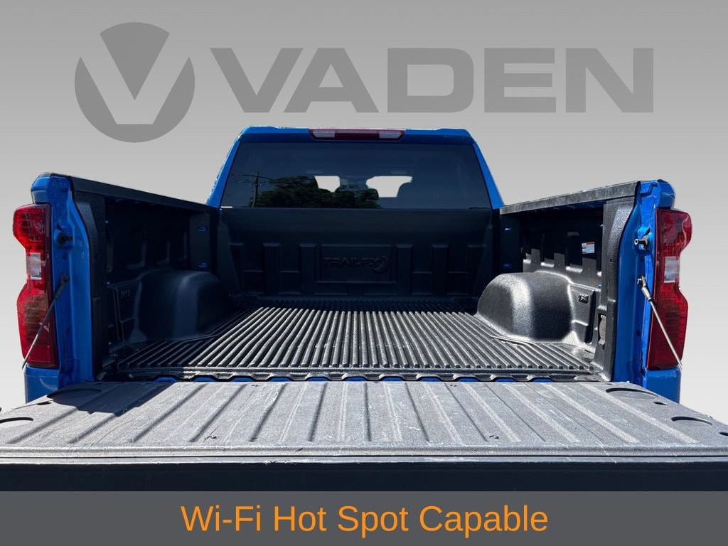 Used 2025 Chevrolet Silverado 1500 LT AWD/4WD image 22