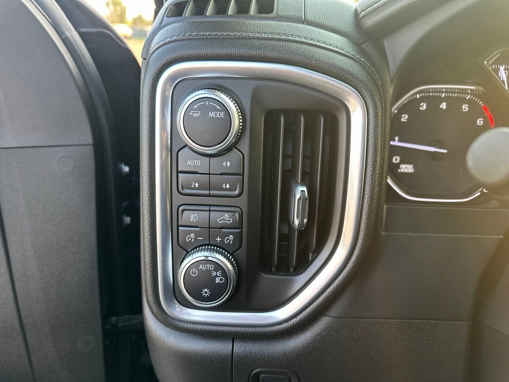 Used 2022 GMC Sierra 2500 SLE w/ SLE Convenience Package AWD/4WD image 12