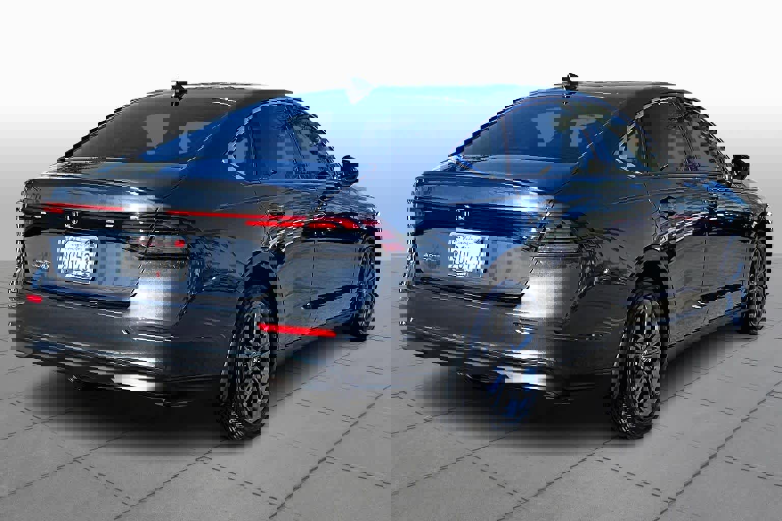 Used 2023 Honda Accord EX image 12