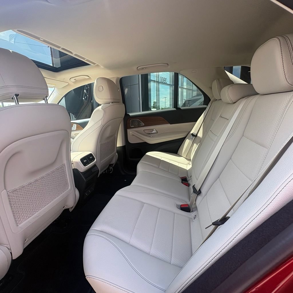 Used 2024 Mercedes-Benz GLE 350 4MATIC image 9