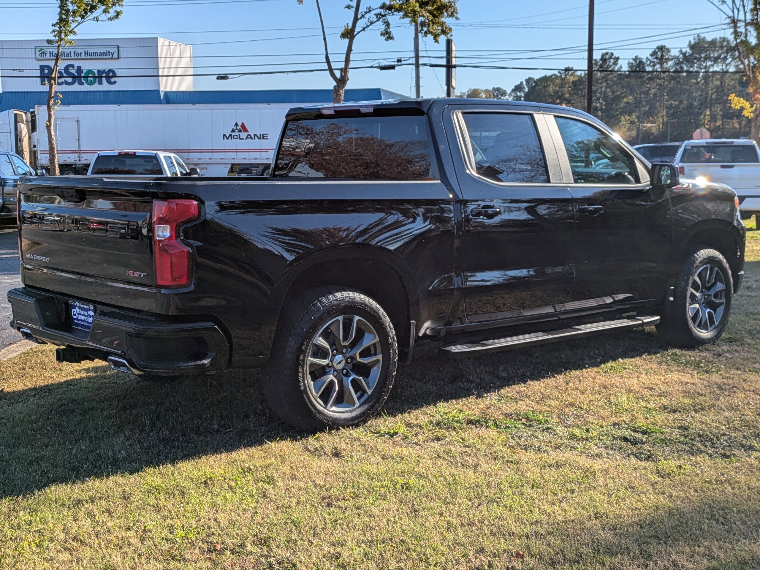 Used 2025 Chevrolet Silverado 1500 RST w/ Z71 Off-Road Package image 4