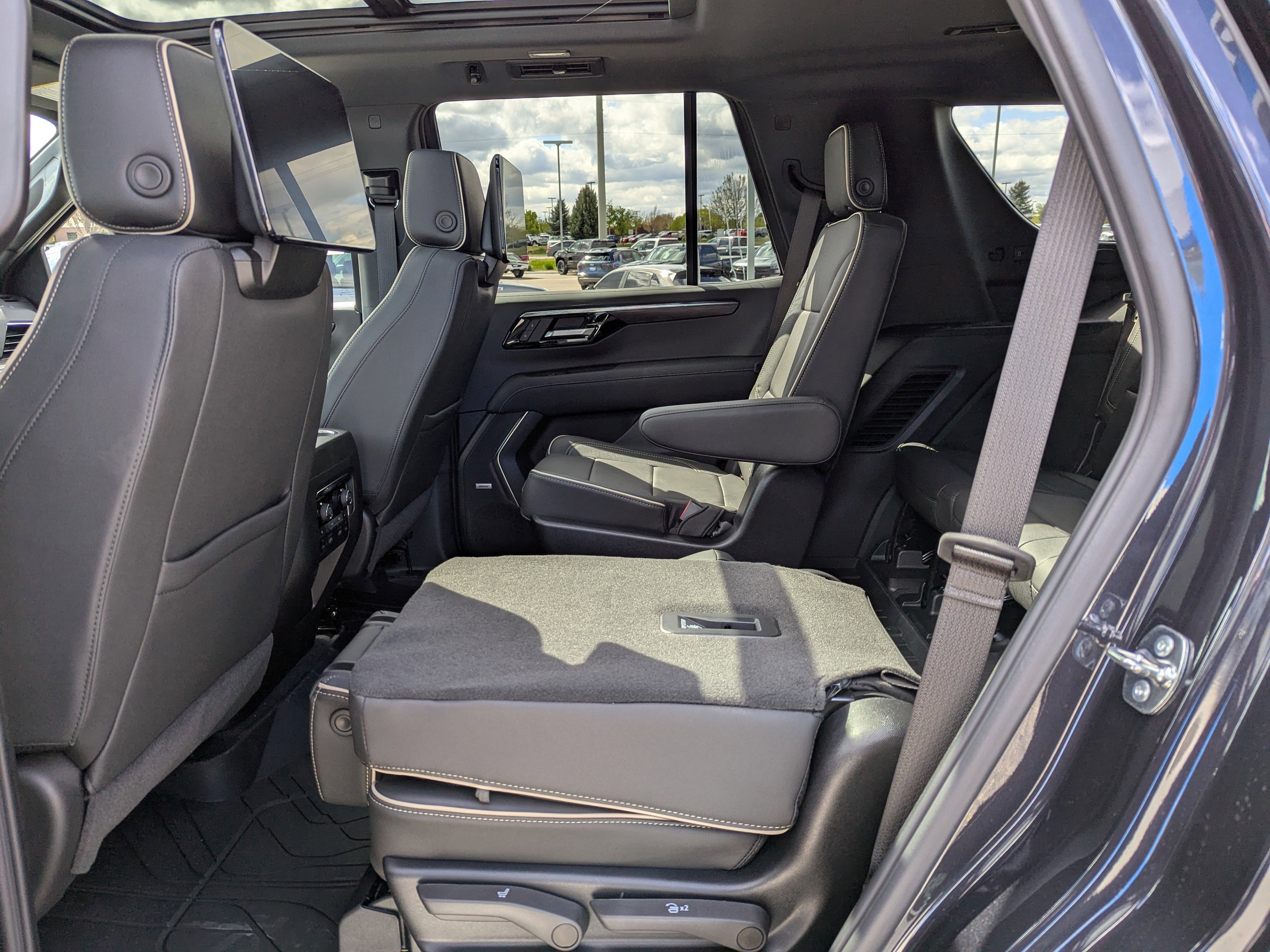 New 2026 Chevrolet Tahoe Premier AWD/4WD image 33
