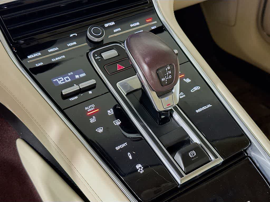 Used 2020 Porsche Panamera 4 AWD/4WD image 18
