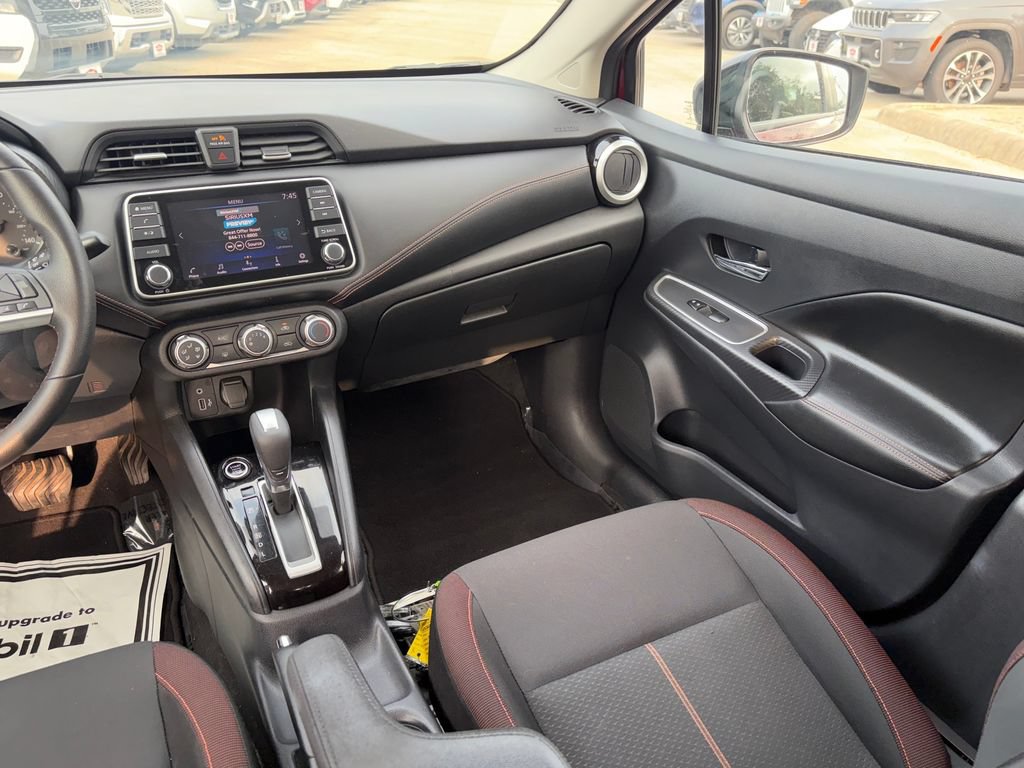 Used 2021 Nissan Versa SR FWD image 22