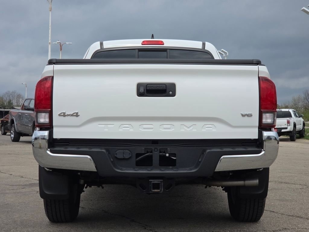Used 2018 Toyota Tacoma SR5 image 22