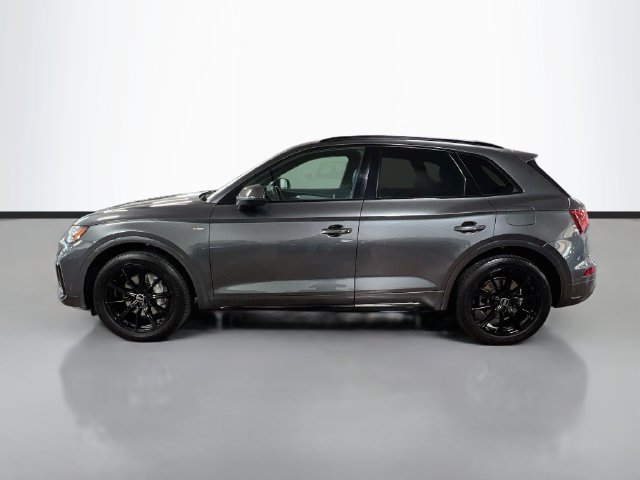 Used 2021 Audi Q5 e Premium Plus AWD/4WD image 4