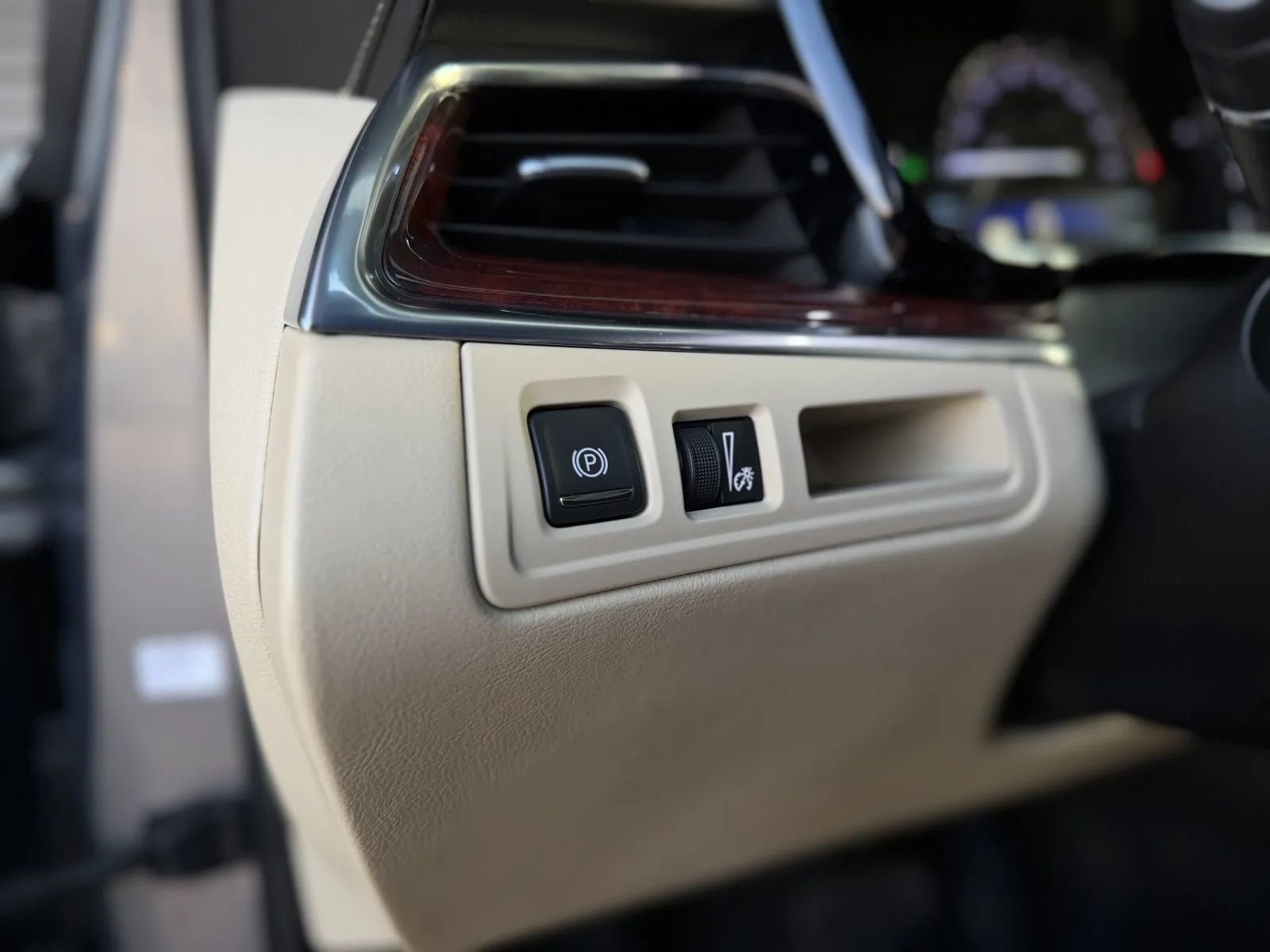 Used 2019 Cadillac XT5 Luxury AWD/4WD image 27