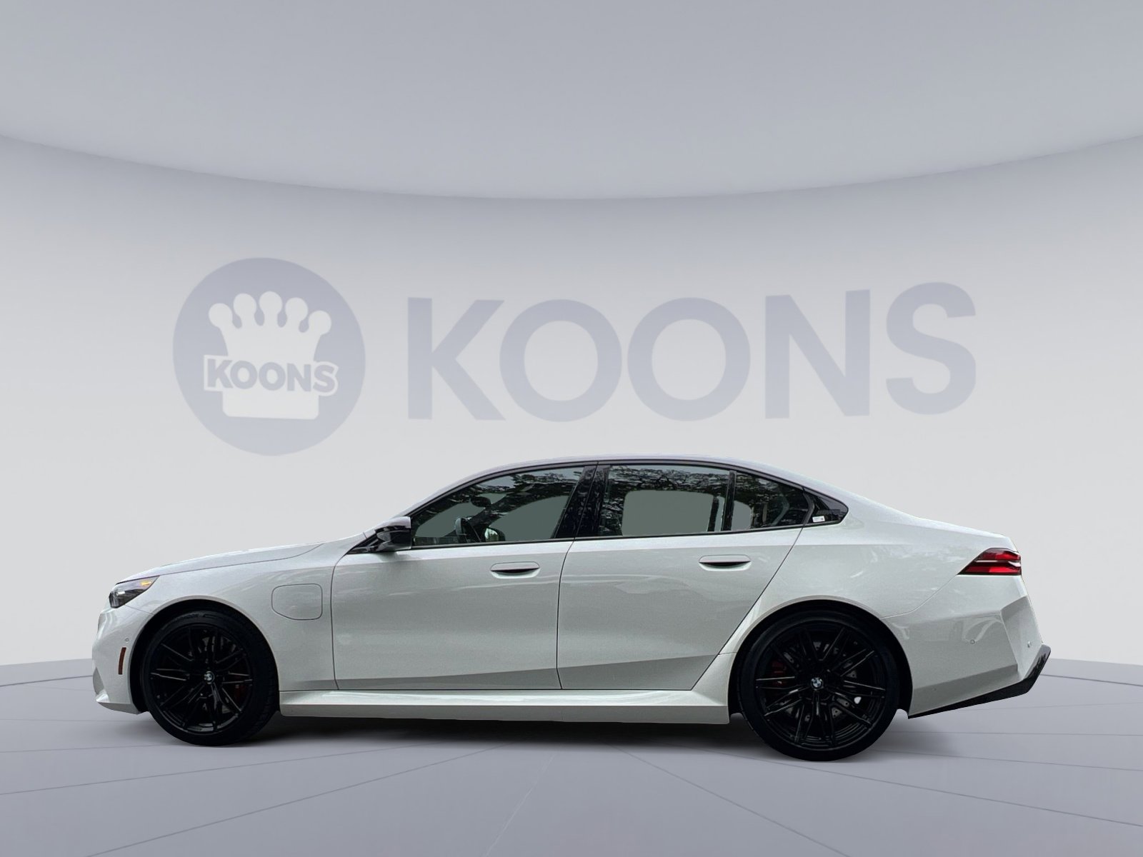 Used 2025 BMW M5 AWD/4WD image 7
