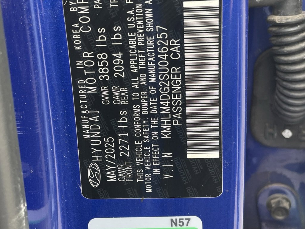 Used 2025 Hyundai Elantra Sport image 33