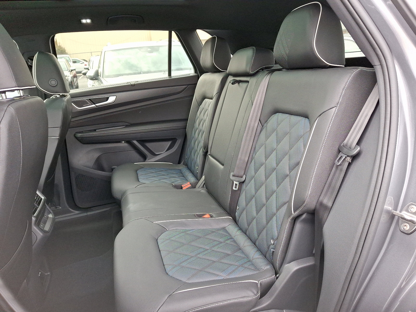 New 2025 Volkswagen Atlas Cross Sport SEL Premium R-Line image 6