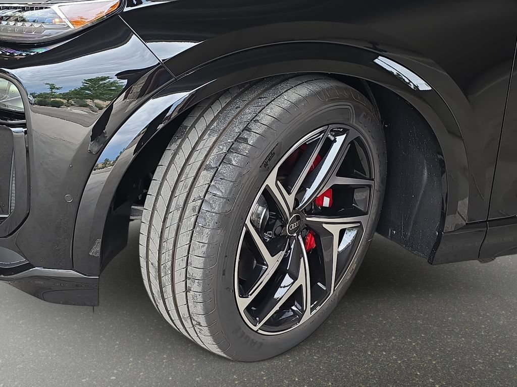 New 2027 Audi SQ6 e-tron Premium Plus AWD/4WD image 33