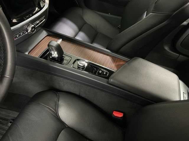Certified 2024 Volvo S60 B5 Plus AWD/4WD image 22