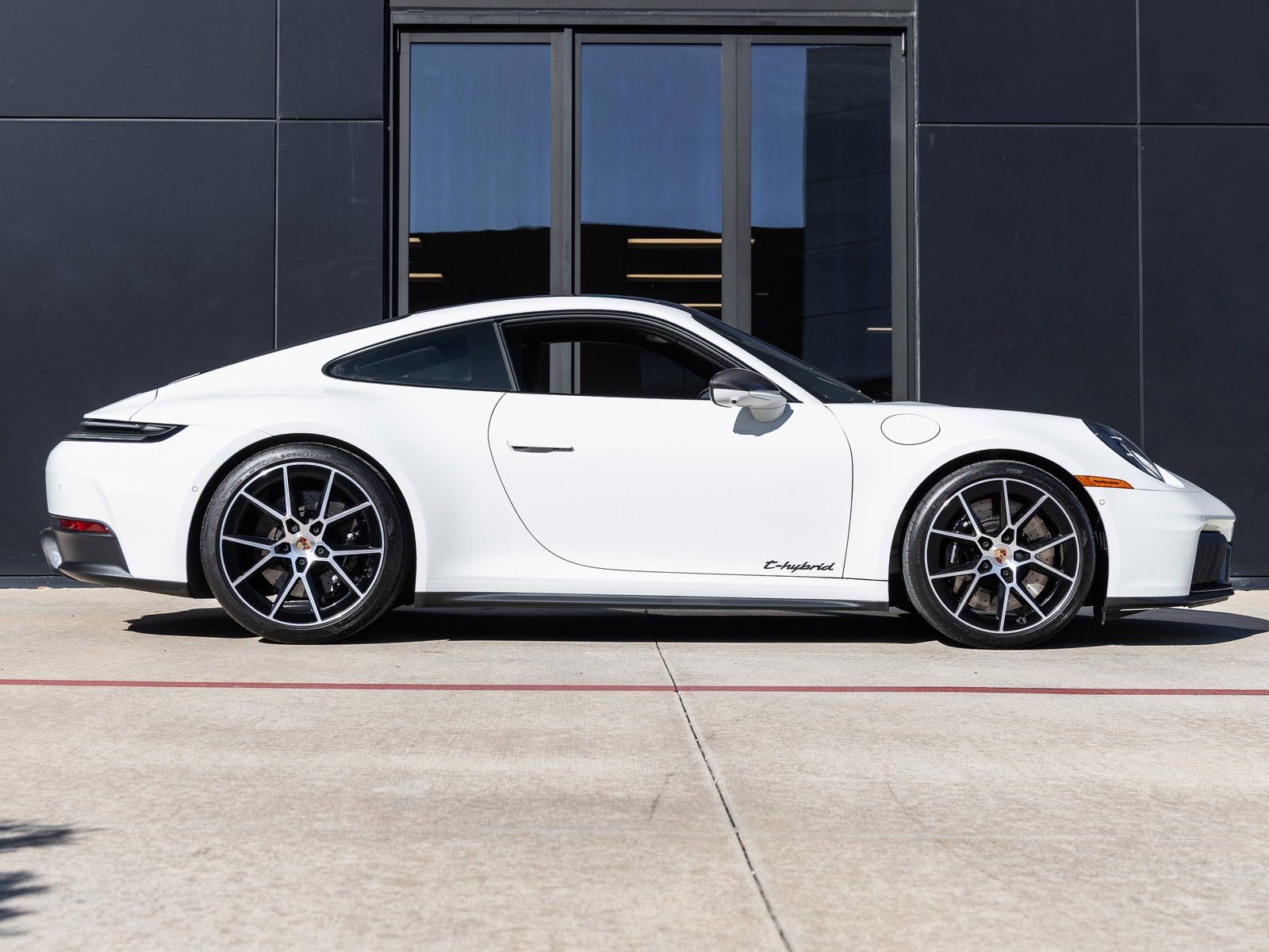 Certified 2025 Porsche 911 Carrera GTS image 12
