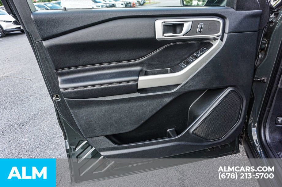 Used 2022 Ford Explorer XLT w/ Equipment Group 202A image 49