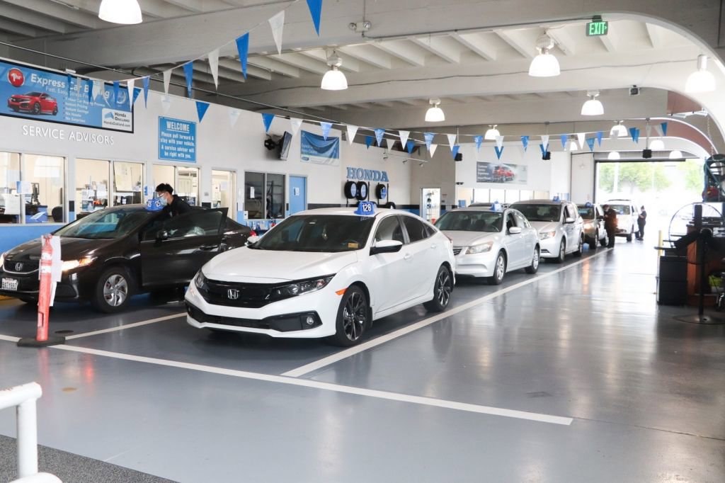 Used 2024 Honda Accord EX image 10