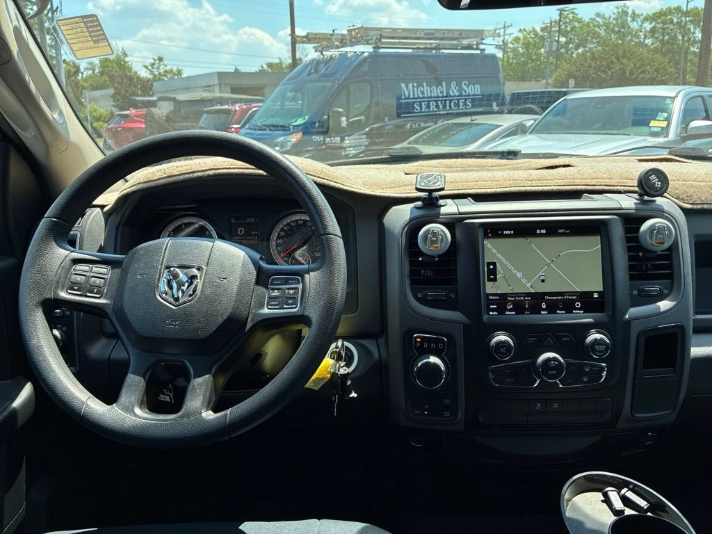 Used 2018 RAM 1500 Express w/ Black Ram 1500 Express Group AWD/4WD image 22