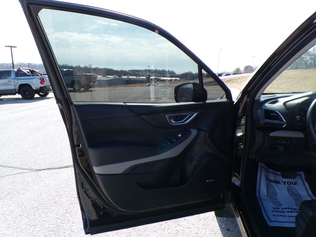 Used 2024 Subaru Forester Limited AWD/4WD image 13